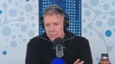 El conductor de radio y TV quedó involucrado en medio de una tremenda polémica.