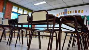 Conflicto docente en Neuquén: el Gobierno confirmó descuentos por el paro de ATEN