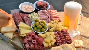 Cómo hacer una picada saludable para alentar a la Selección Argentina en la final de Copa América