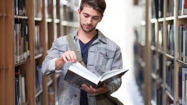 Las Becas Progresar se pagan a estudiantes de los distintos niveles educativos.-