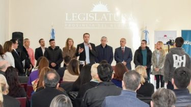 La actividad se realizó en la Legislatura y estuvo encabezada por el ministro Castelli. Foto gentileza.