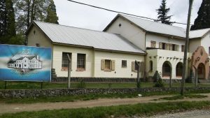 Cómo fue la estafa de $6 millones a una escuela de El Bolsón que soñaba con ir a Las Grutas