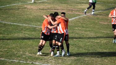 San Patricio recibirá a Petrolero en El Chañar el domingo.