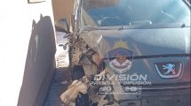 Imagen de Se fugó de un control en Zapala y chocó contra un móvil de la Policía: terminó demorado