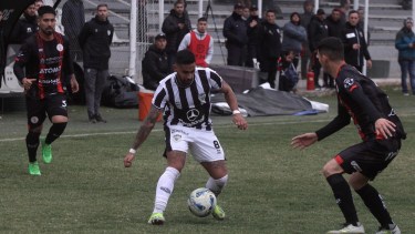 Cipolletti viene de ganarle a Huracán Las Heras. (Foto: Oscar Livera)