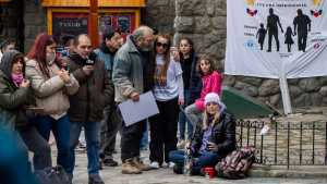Muerte de los hermanos Linares y sus hijos en Ruta 40: emotivo pedido de justicia en Bariloche