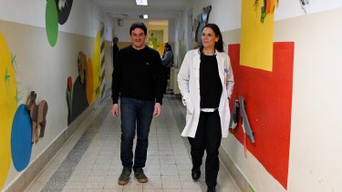 Marina Pekaroff y Patricio Gómez Constenla conduce la  Asociación de Técnicos y Profesionales del hospital de Bariloche. Foto: Chino Leiva