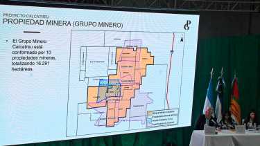 La secretaría de Ambiente y Cambio Climático concluyó el dictamen y ahora elabora la resolución ambiental para habilitar la explotación de oro en la Región Sur. Foto: Archivo/Chino Leiva