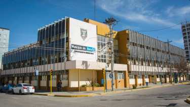 Las negociaciones por los sueldos de los empleados municipales de Roca se reactivarán en diciembre. 