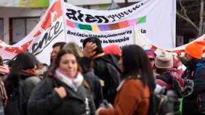 La asamblea de ATEN capital votó tres días más de paro en Neuquén: hubo 1.000 docentes menos