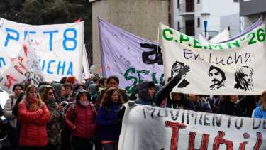 Una de las propuestas para las 72 horas de paro es volantear en rutas. Foto: Matías Subat.