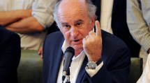 Imagen de Oscar Parrilli habló sobre la denuncia contra Alberto Fernández por violencia de género: «rechazo»