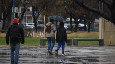 Cómo afectará a Neuquén, la alerta de viento y lluvia que azotará a Río Negro. 