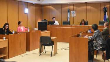 Defensor público intimidó a un reportero gráfico en Roca: FOPEA pidió que lo sancionen