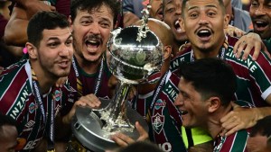 La picante frase de un goleador argentino: «En la final de la Libertadores Fluminense cantó mucho más que Boca»