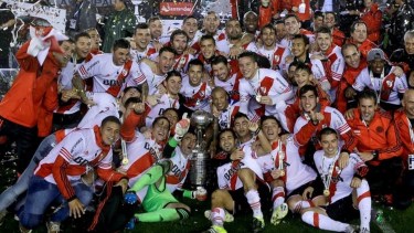 Un campeón de Copa Libertadores quiere volver a River.