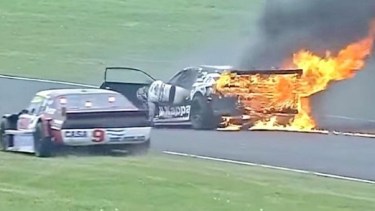 Así fue el momento del incendio en el Turismo Carretera.