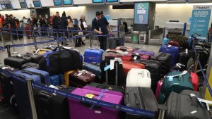 Paro afecta a Aerolíneas Argentinas y Flybondi este viernes: trasladan vuelos desde Aeroparque