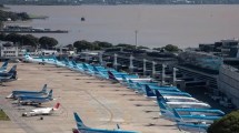 Imagen de Aerolíneas Argentinas: pilotos acuerdan suspender medidas de fuerza mientras dure la negociación