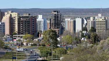 Edificios finalizados y en obra en Neuquén (archivo).