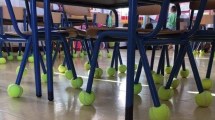 Imagen de En Cipolletti juntan pelotas de tenis para que un nene con hipersensibilidad auditiva asista a clases