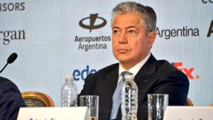 Rolando Figueroa, picante contra Jorge Macri en un foro: lo llamó «intendente» y se quejó por los tiempos