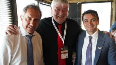 Cortés, Scioli y el ministro de Turismo de Brasil acordaron esquiar en el cerro Catedral el próximo invierno. Foto: gentileza
