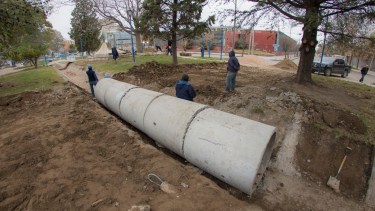 En el 2018 se abrió el paso por calle España. Ahora se avanzará para sumar un cruce cuatro cuadras al oeste.