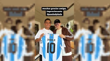 Paulo Dybala le hizo un regalo a Bizarrap: ¿Qué le dio?