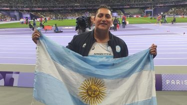 Hernán Urra ganó la medalla de plata en los Juegos Paralímpicos de París. (Foto: paradeportes.com)
