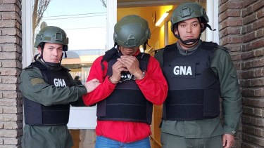 Gendarmería detuvo este jueves en Las Heras, Santa Cruz, a Gonzalo Fabián Coña, imputado por usurpaciones en Villa Mascardi. (foto gentileza)