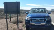 Imagen de Iba ebrio y haciendo zigzag en la Ruta 237 en Neuquén: su pareja mordió a un policía para escapar