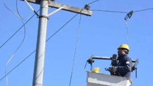 Corte de luz programado por seis horas en Neuquén este domingo: el cronograma de CALF