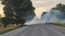Imagen de Corte en la Ruta 7 de Neuquén este viernes: por un incendio desvían el tránsito a las chacras
