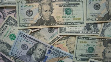 Precio del dólar este 7 de enero.