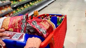Un supermercado de Roca tendrá que indemnizar a una mujer de 80 años accidentada con una góndola