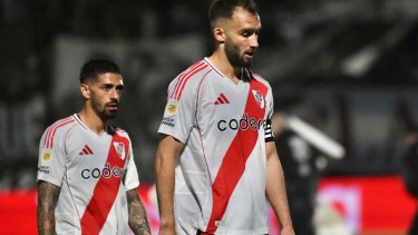 Germán Pezzella sufrió una fractura en el duelo entre River y Platense. Foto: FBaires.