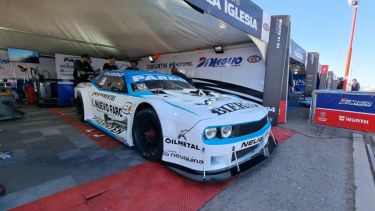 Lautaro De la Iglesia sorprendió en San Nicolás y largará adelante en la tercera manga. (Campeones)