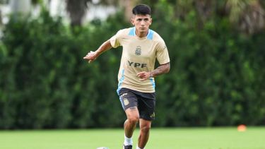 Thiago Almada será titular contar Venezuela. (Foto: Prensa Selección Argentina)