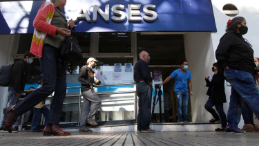 Jubilados y pensionados de Anses. 