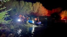 Imagen de Cuatro guardafaunas atrapados por el río Chimehuín: así fue el dramático operativo para encontrarlos