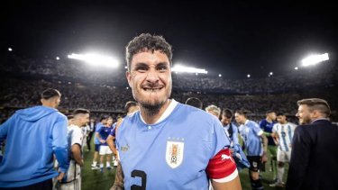 Giménez expresó su postura tras las declaraciones de Luis Suárez contra Bielsa.