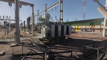Arreglarán a nueva la Estación Transformadora de Centenario que se incendió el año pasado