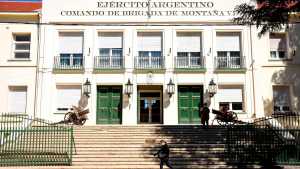 Las valiosas propiedades de Neuquén y Bariloche que Javier Milei no quiere vender