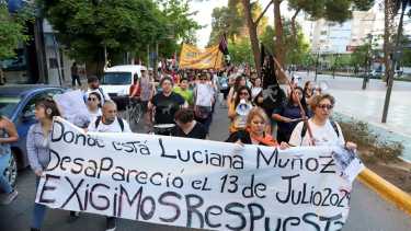 Nueva marcha por Luciana Muñoz en Neuquén. Foto: Fabián Ceballos. 