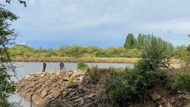 Encontraron el cuerpo de la joven en el río Negro. Foto: gentileza. 