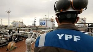 YPF deberá pagarle más de 55 millones a Neuquén por regalías: la Corte falló en contra de la firma