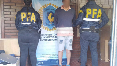 Lo detuvieron por amenazar al presidente Javier Milei.
