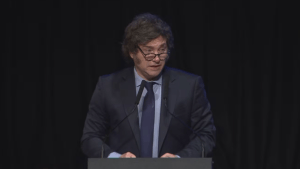 Javier Milei defendió el veto a las jubilaciones y al financiamiento universitario: «Vamos a resistir»