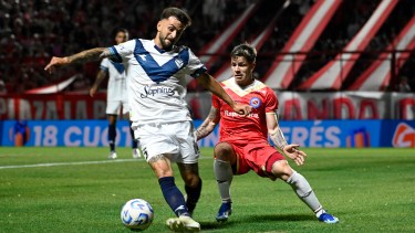 Vélez empató 1-1 con Argentinos en La Paternal y sumó su tercera igualdad seguida. 
